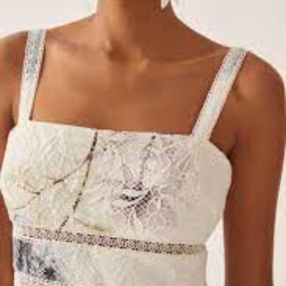 Monique Lhuillier white lace floral ruffle mini cocktail Anthropologie dress 14 - Picture 6 of 7